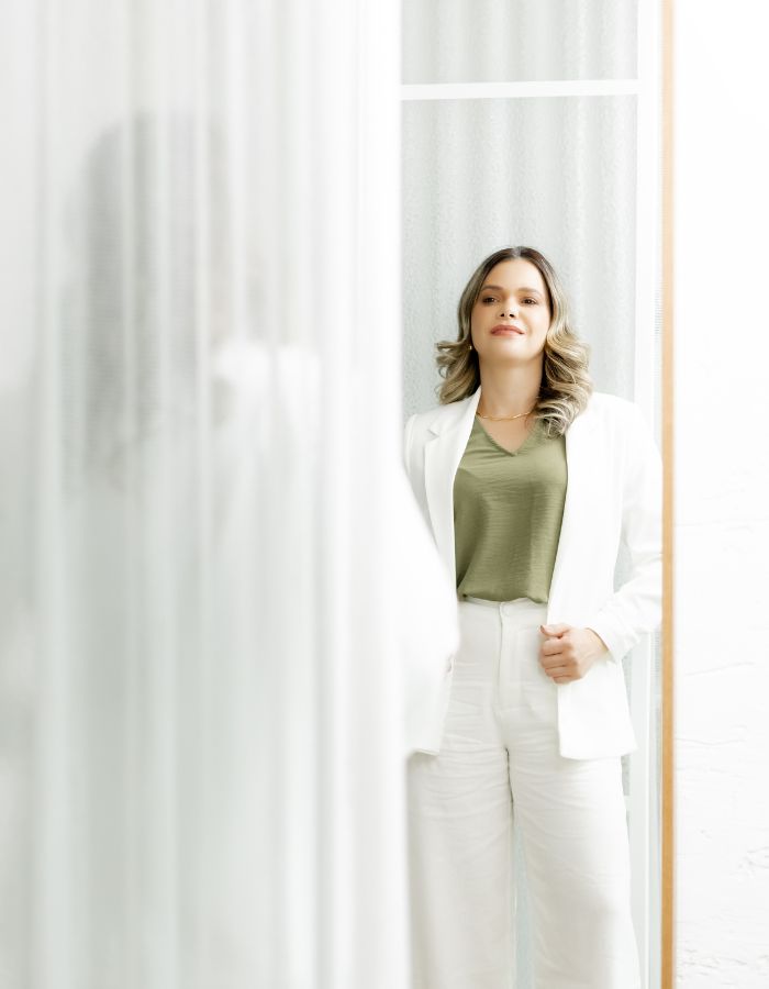 Psicóloga Danielle Menezes, especialista em tratamento de ansiedade em Brasília